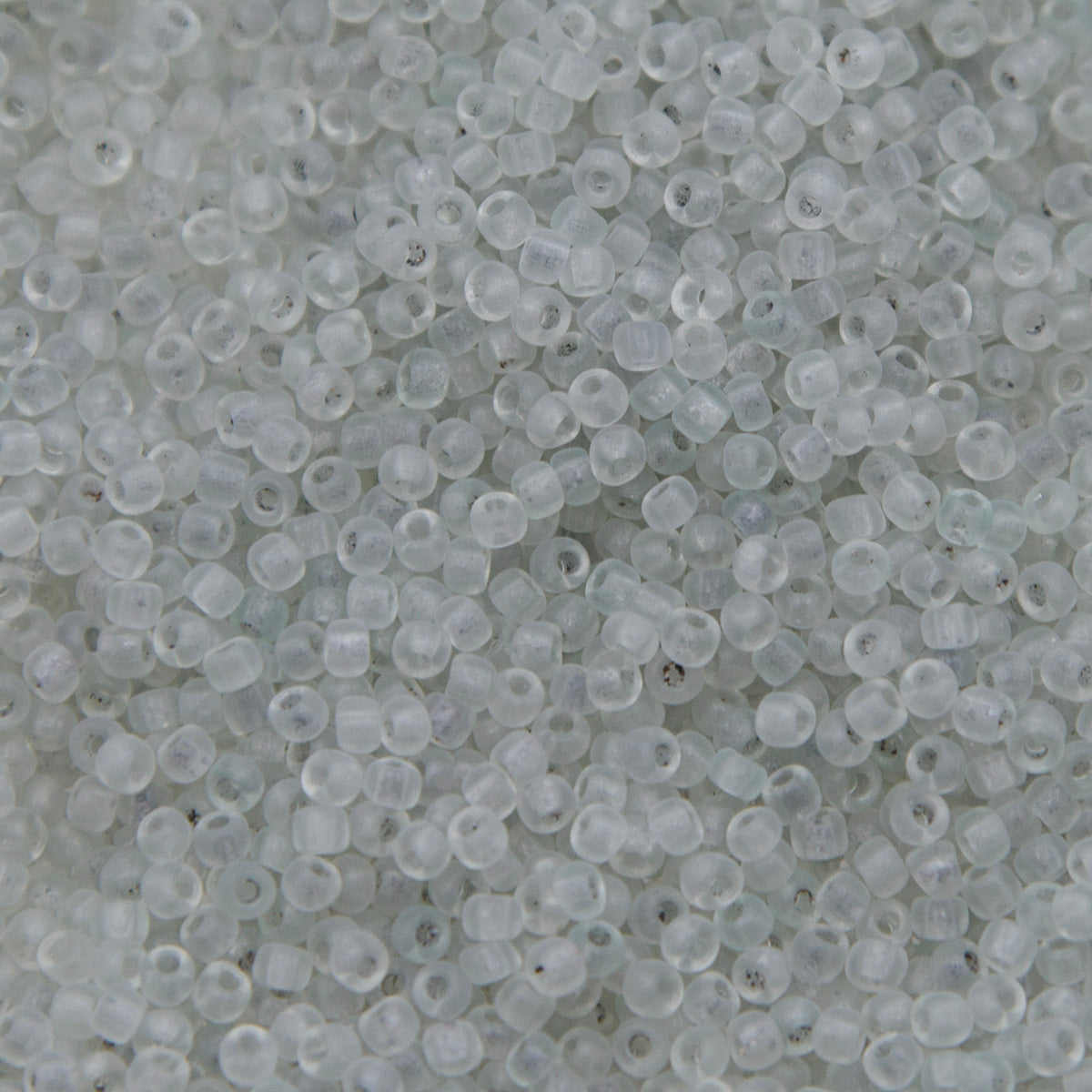 10SV203-U: VIN VEN TRNS Gray-ish Blue #51 10/0 500GM