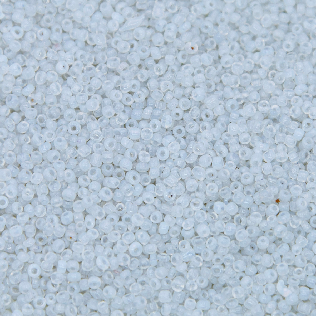 12EP212-2A: Vin French SB Opal & Crystal Mix 12/0 - 250 GM