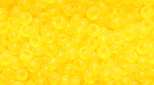 12SK223-M: Japanese TRNS MED Yellow Matte 12/0 - 500GM