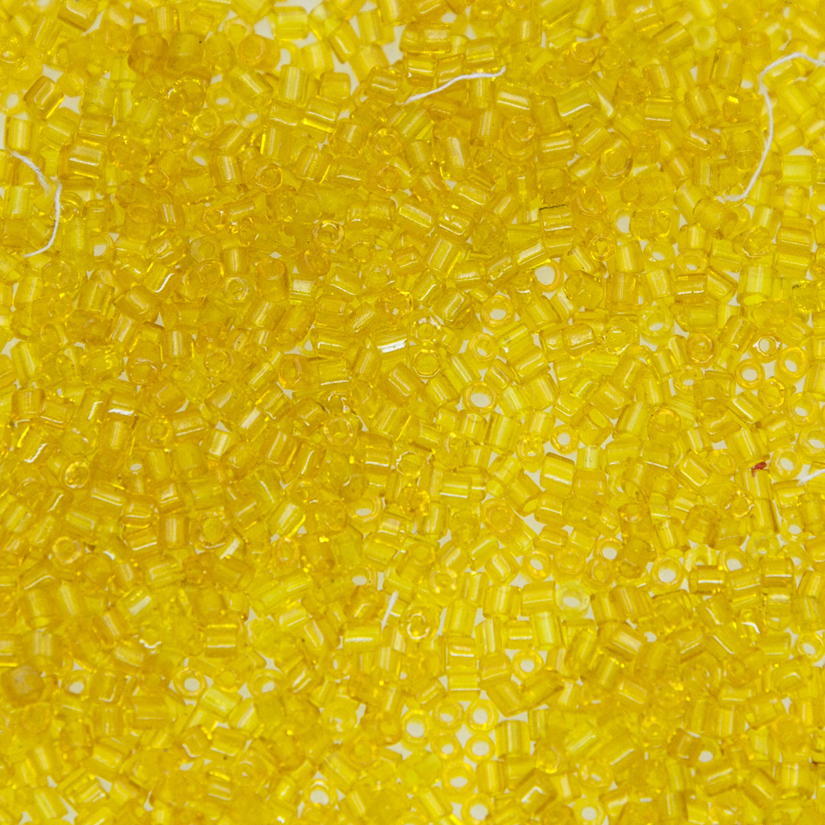 12SV100-19: Vintage Venetian Transparent Yellow 12/0 250 Grams