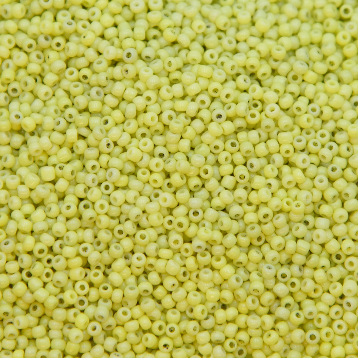 12SV122-7R: Vin Venetian Seed Bead Opaque Yellow #7 12/0-50GMs