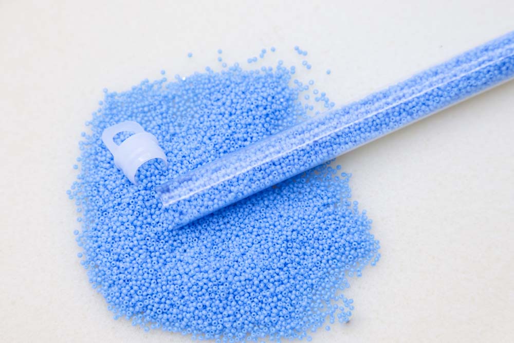 15SB162-CLR: CZ SB True Cut Light Turquoise Blue 15/0 10GM