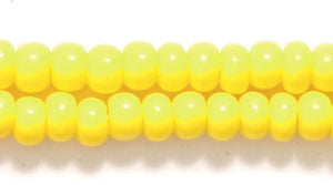 6SB122: CZ Seed Bead Opaque LT Yellow 6/0 36STR