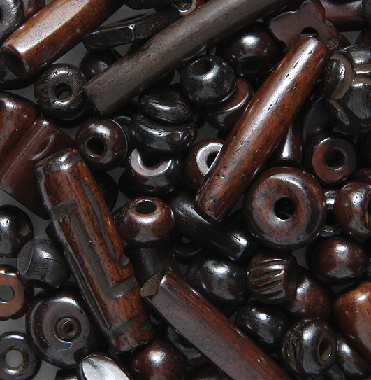 BN125-BR: Bone Assorted Mix Shapes And Sizes Brown 100 Grams