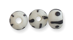 5BN114-B: Bone Round With Black Design 5-6mm 100 Pieces