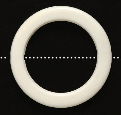 BN202-W: Bone Ring White 30mm 5 Pieces