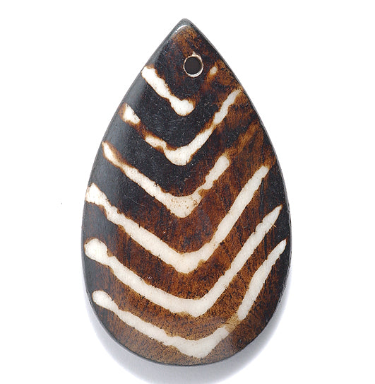 BN375-21: Bone Pendant Leaf/drop 42mm Average 4 Pieces