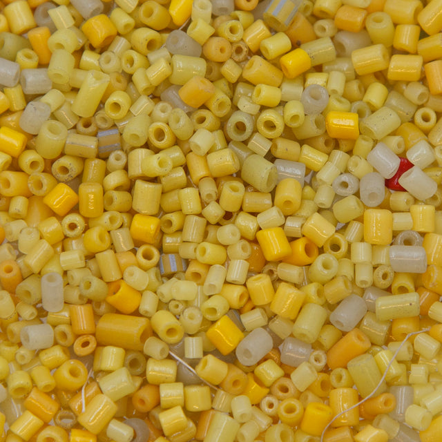 1SV100-27: Vintage Bugle mix Opaque YLLW & Greasy Opal YLLW