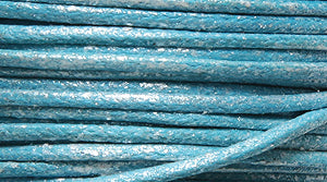 10CH672-25: Waxed Cord Pearl Sky Blue 1mm 25MTR SP