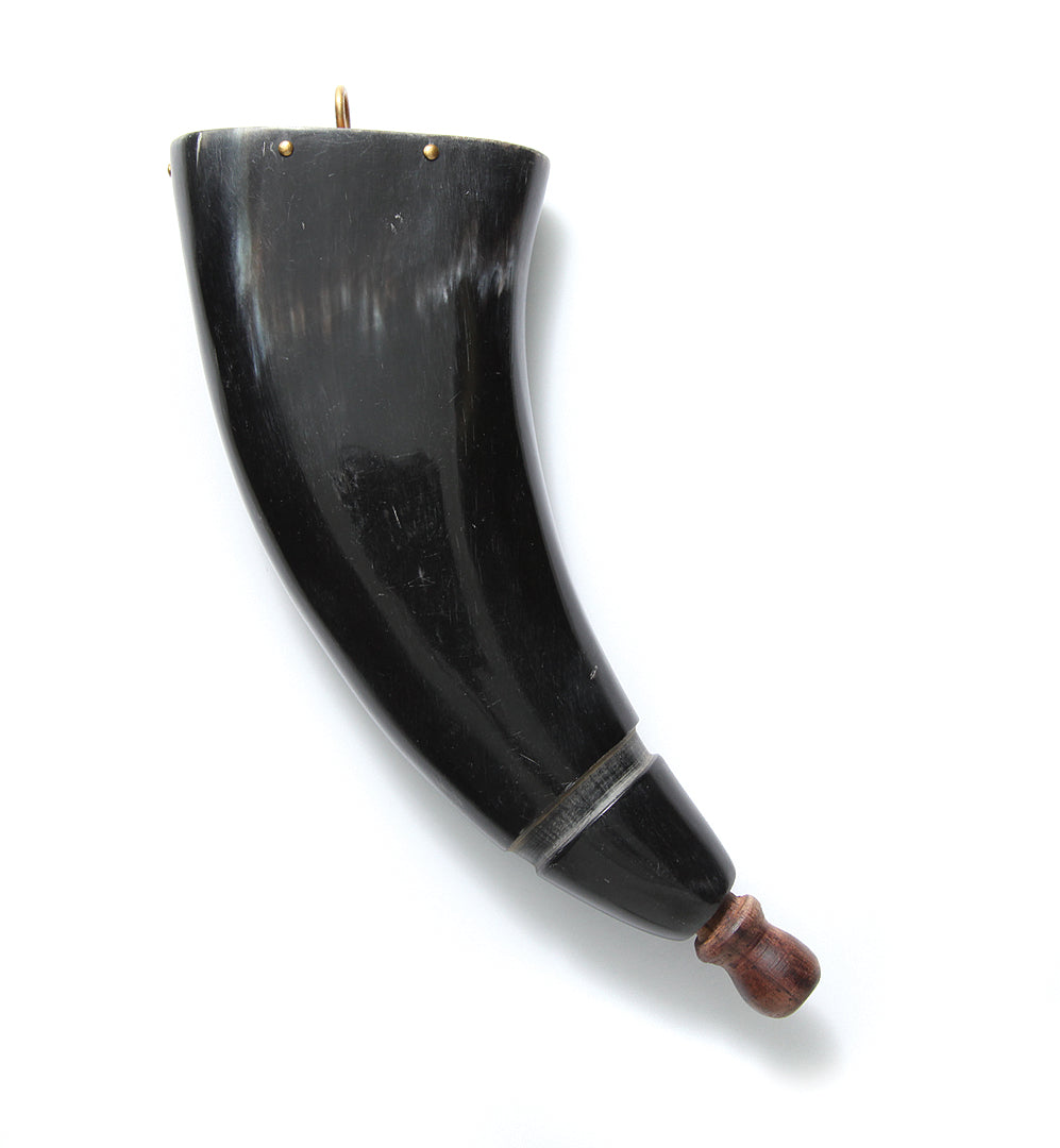 HR111-F: Flat Powder Horn 6-8IN 1PC