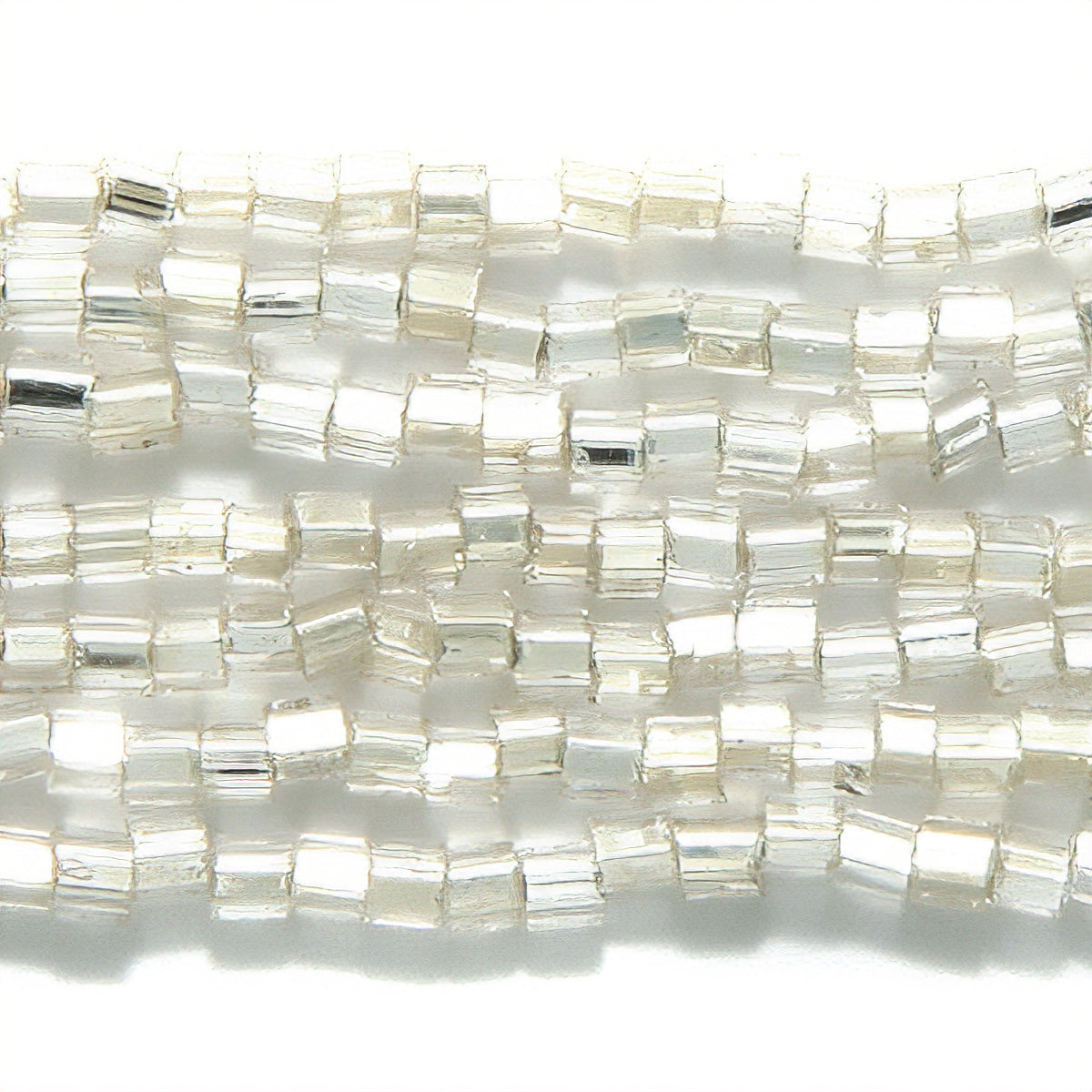 2SV6412-2QR: Vintage Venetian BUGLE DUSTY S/L 2MM 50 Gram Bag