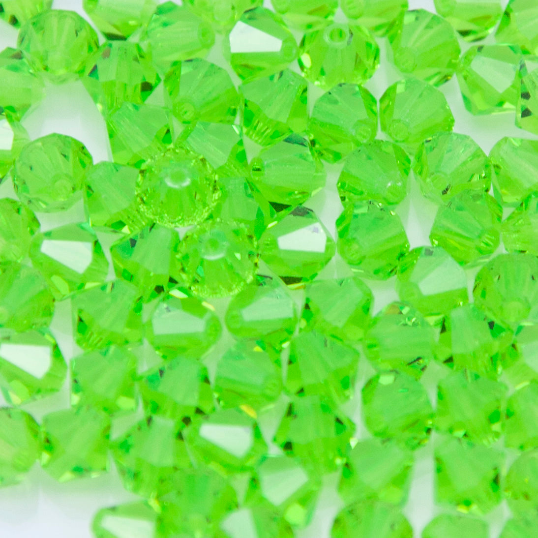 84CC582-L: Preciosa Crystal Dia Limecicle AB 5x5mm 144Pc