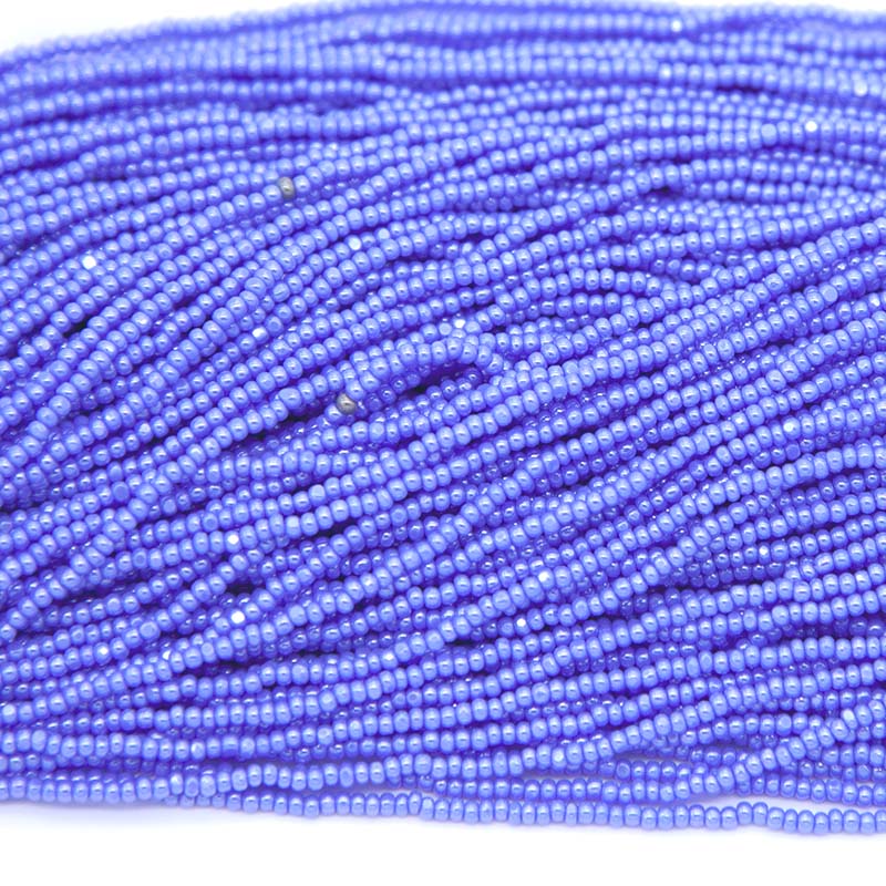 11SB370-C: CZ SB TRUE CUT Sfinx Powder Blue 11/0 - 6HK