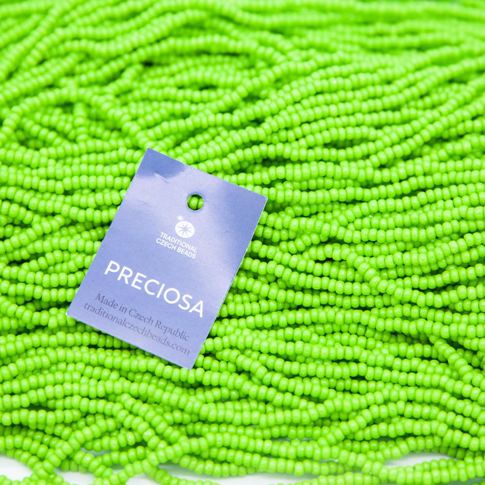 8SB182-IT: CZ Seed Bead Terra Intensive Lime 8/0 6HK