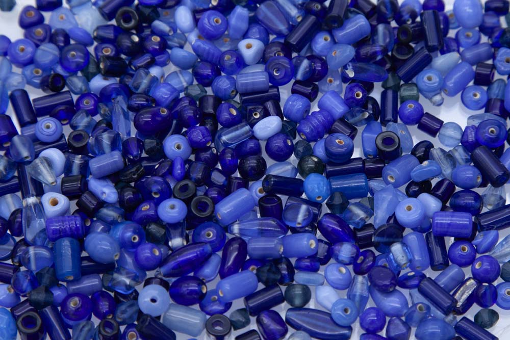 3VE574: India All Mixed Up Blues 6 to 24mm - 200 Grams