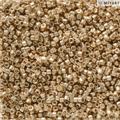 14SD2504: DB2504 DELICA DURACOAT GALV LT CHAMPAGNE 11/0 - 50GM