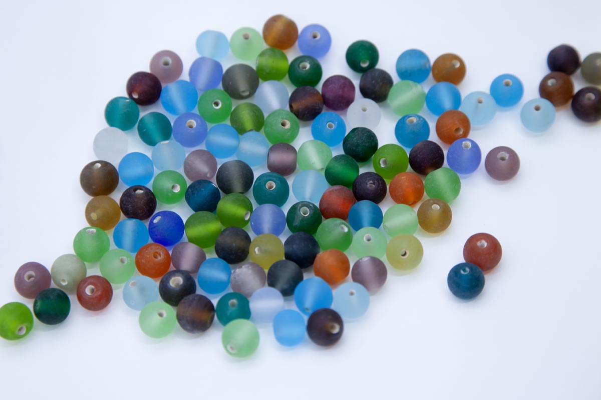 10VE525-RTM: India All Mixed Up Rd Transparent Matte 10mm 150 Grams