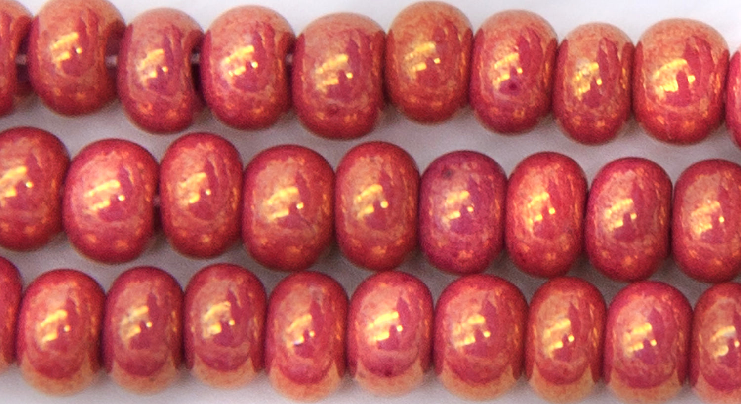 6SB393-RL: Czech Seed Bead Opaque Rose Luster 6/0 - 36 Strings