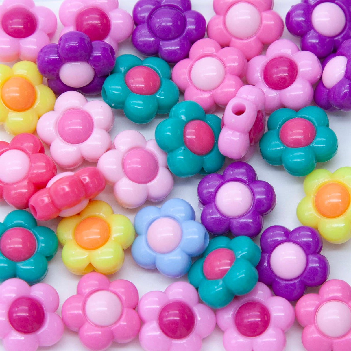 PL201-1: Acrylic Flower Bead 16mm 20 Pc