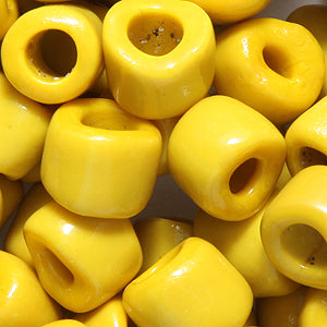 79SV122-2: Vintage Venetian Large Crow Yellow #2 9mm 250 Grams