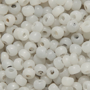 7SV110-3R: Vintage Venetian Greyish White 7/0 50 Gram Bag