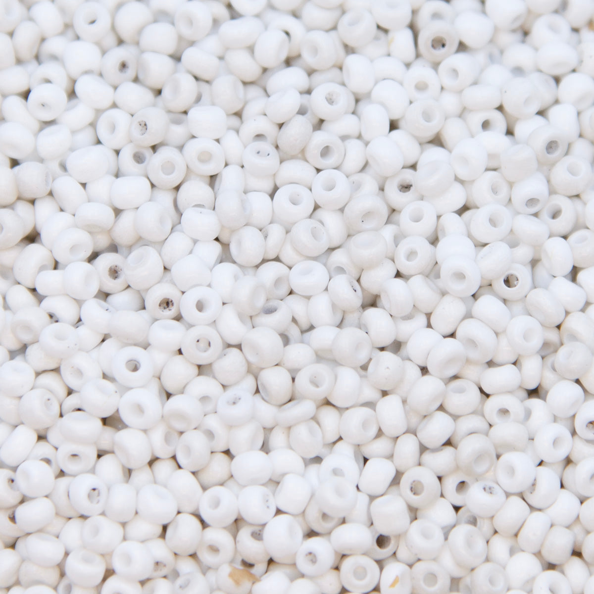 8SV100-12: Vintage Venetian Opaque Old White 8/0 250 Grams