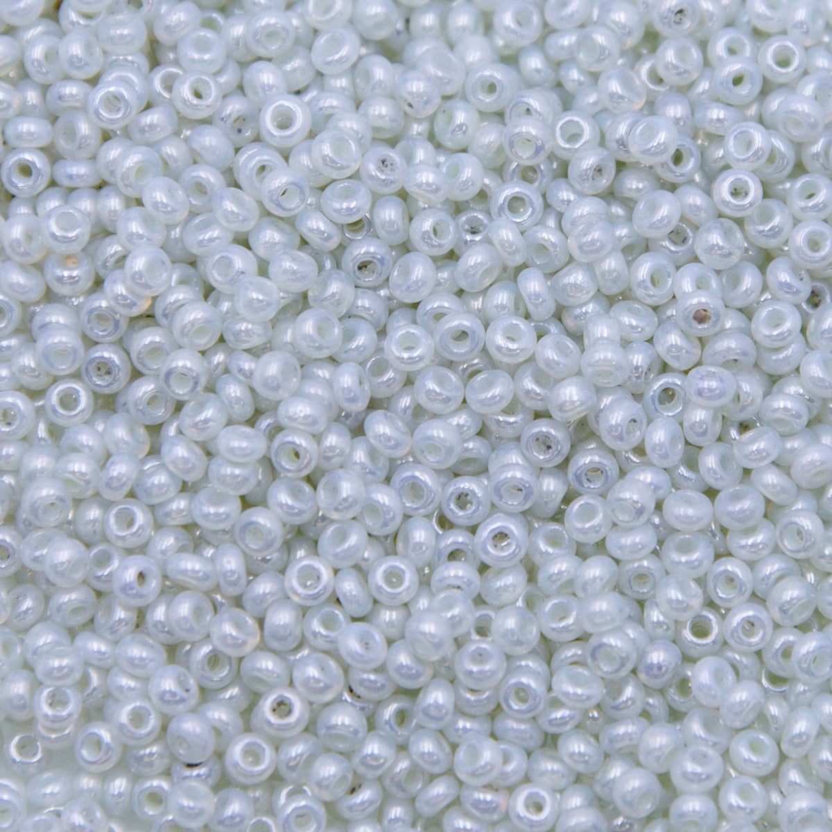 8SV100-29: Vintage Venetian Opaque Luster Satin White 8/0 250 Grams