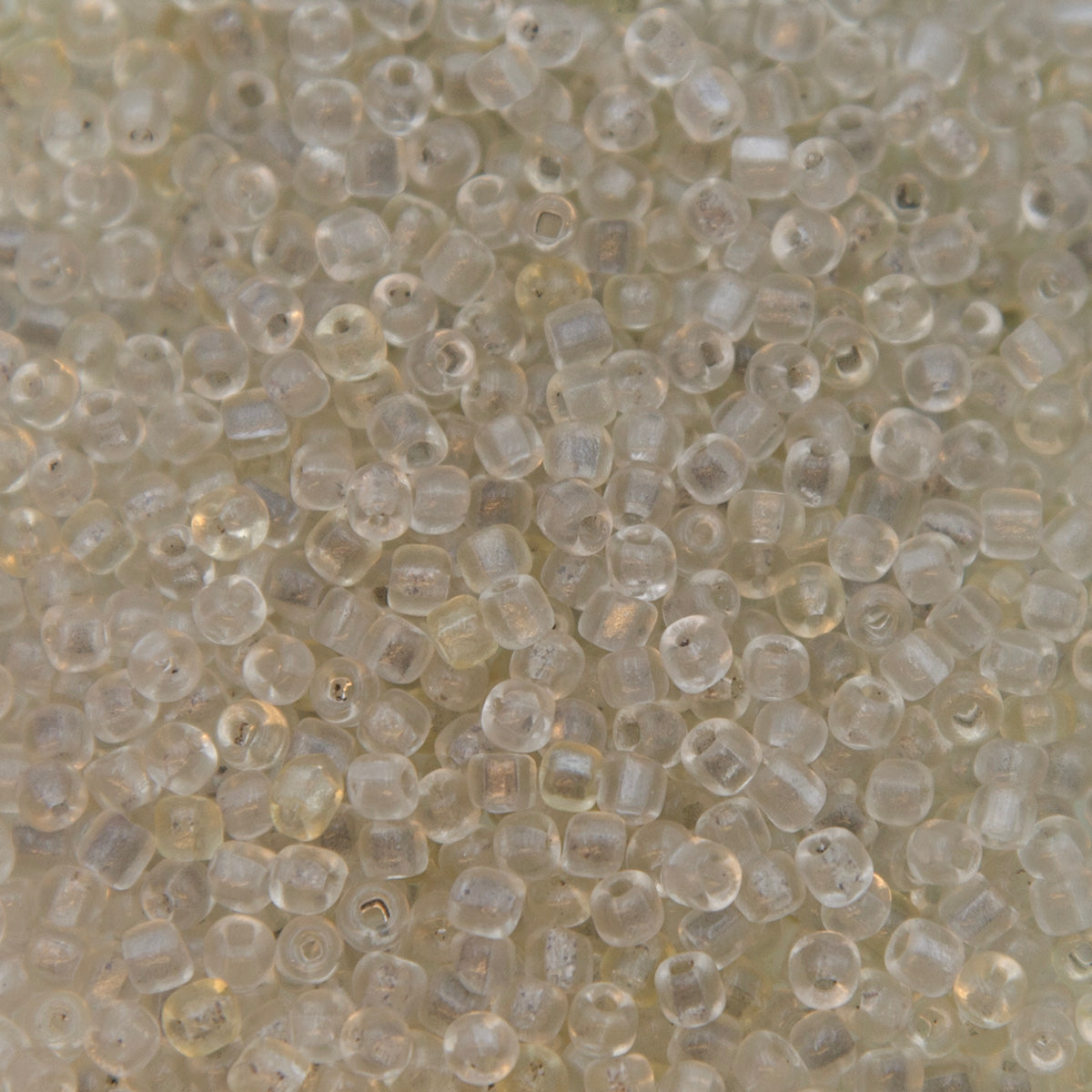 9SV212-11R: Vin VEN Crystal Grey Tones 9/0 50GM