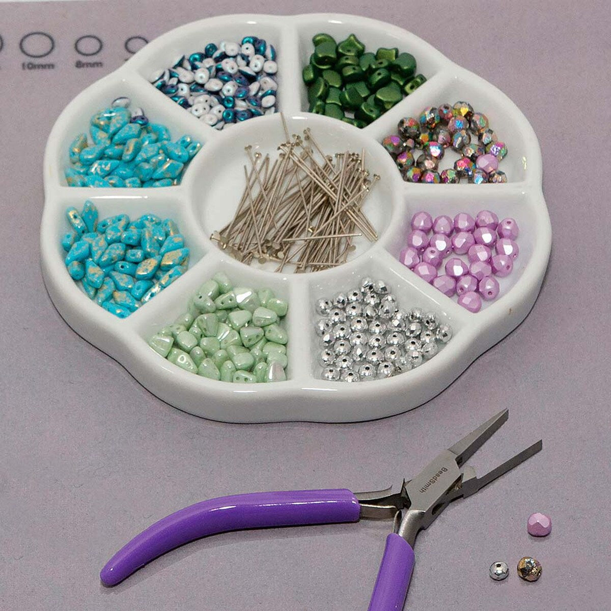 MS59: Ceramic Bead Tray 8 Section 5.5inch 1EA