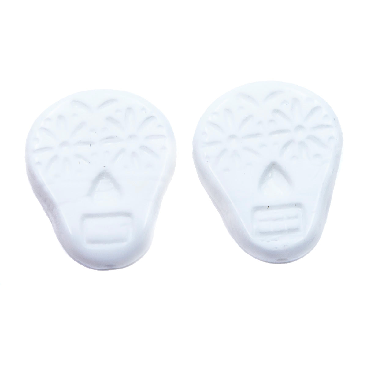 SK001: Czech Sugar Skull - White 19x16mm - 10 Pc