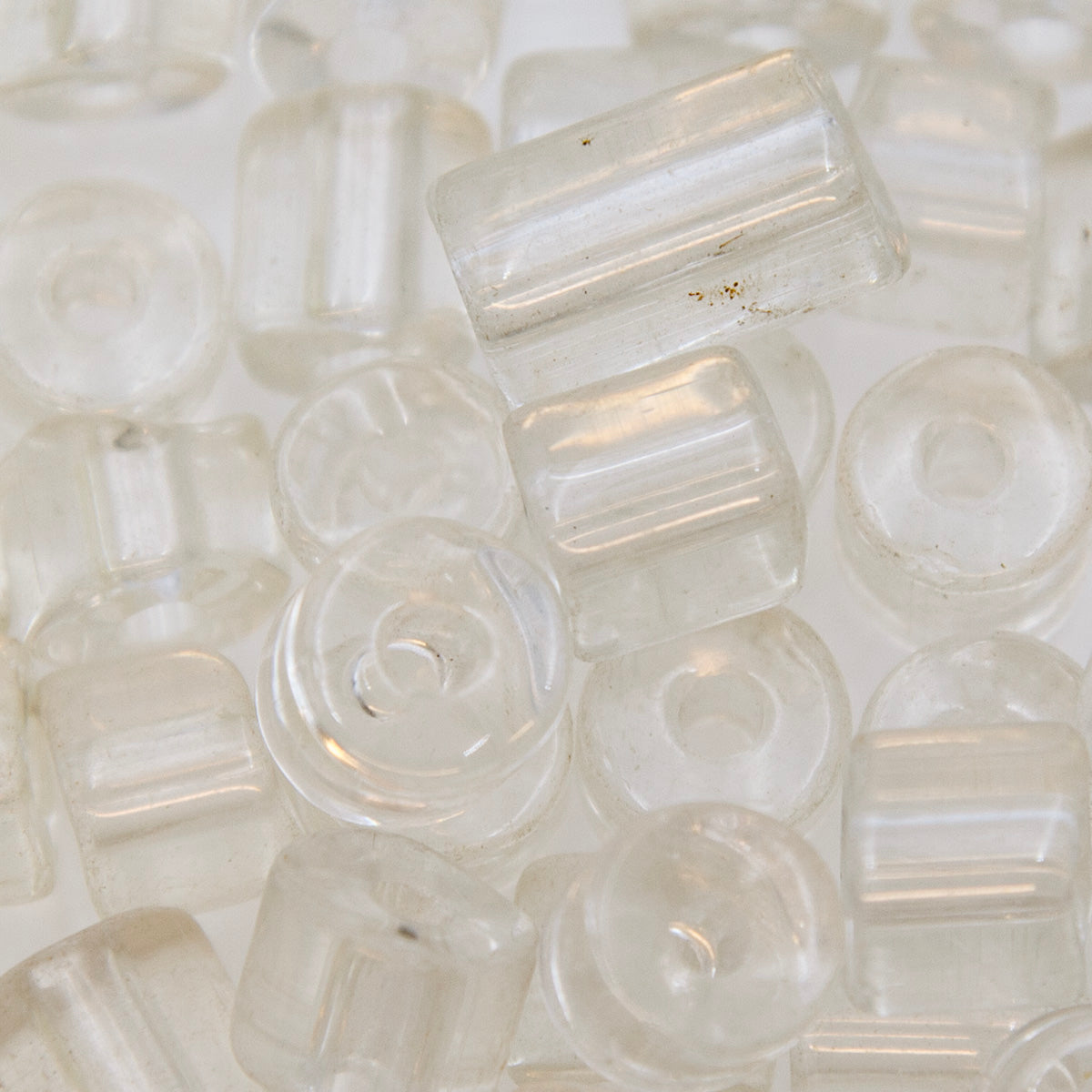 SV100-31: VIN VEN Crow Sz 11mm Average Crystal 250GM