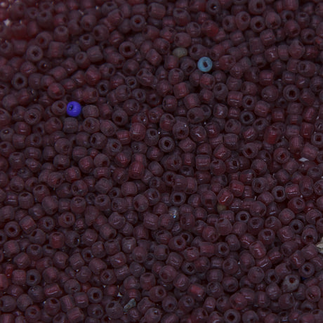 SV100-77: VIN VEN SB TRNS Dark Red 11/0 - 250GM