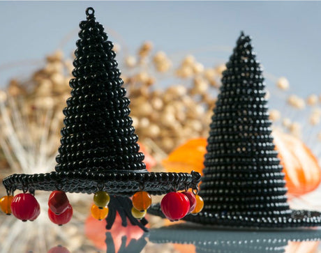 Witches’ Hat Decoration — 8/0 Version (Preciosa Ornela)