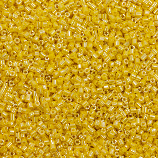 05BB326-L: Czech Bugle Yellow Luster #0.5 - 50GM