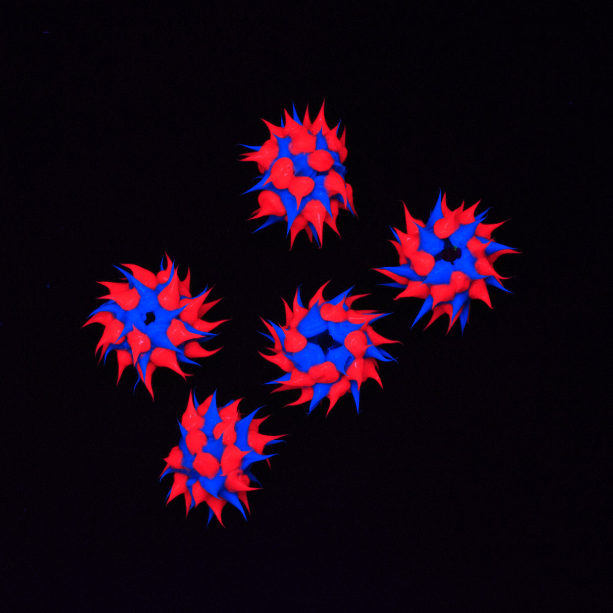 10MS174-92: Rubber Round Blue w/Pink 10mm - 5PPK