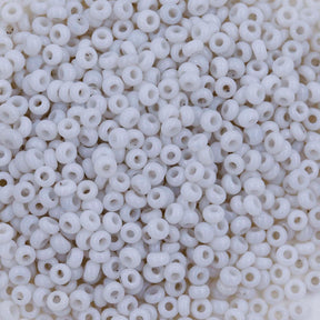 10SV8212-4: Antique Venetian 10/0 Seed Bead Opaline White #4 - 10 Grams