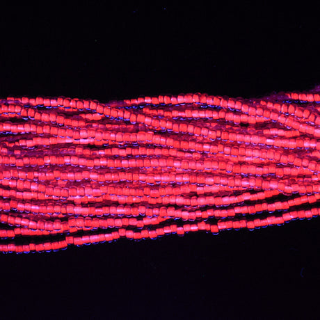 11SB798-NR: CZ Seed Bead Neon Lined Purple 11/0 Uv Reactive-1HK