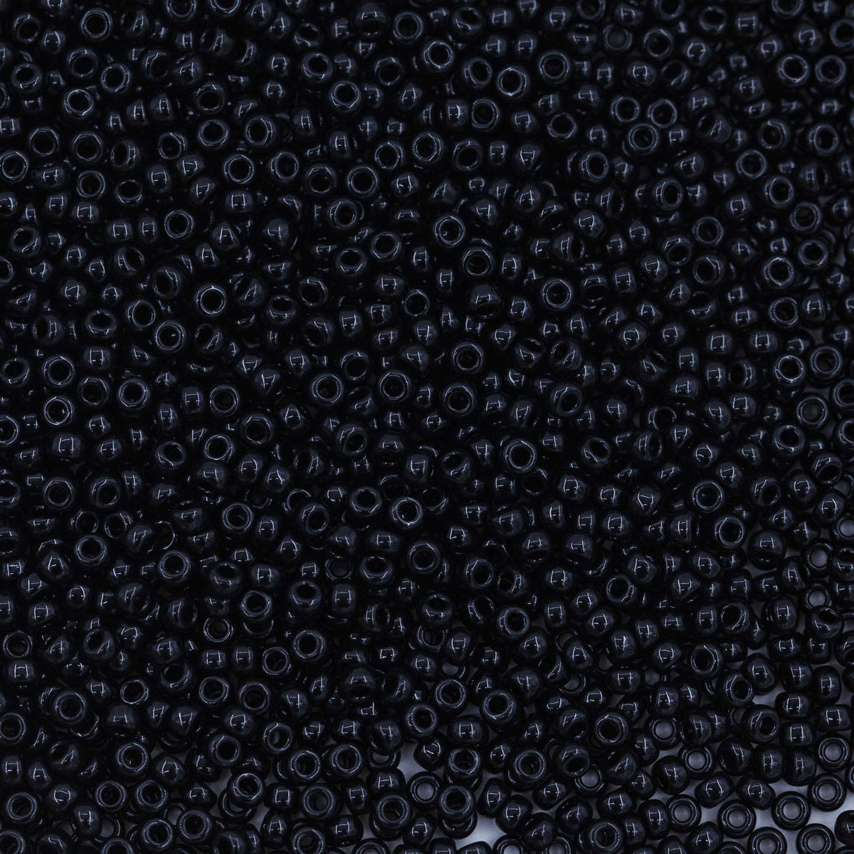 11SM109R: 11-0401R Miyuki Seed Bead 11/0 Black Opaque - 25GM
