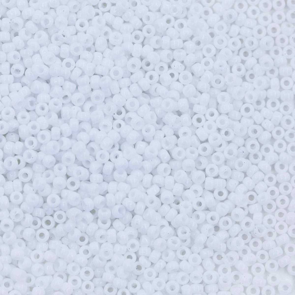 11SM112R: 11-0402R Miyuki Seed Bead 11/0 Chalk White Opaque - 25GM