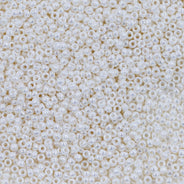 11SM616R: 11-0592R Miyuki Seed Bead 11/0 Antique Ivory Pearl Ceylon - 25GM