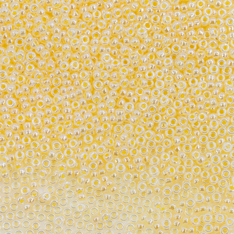 11SM624-TR: 11-0516 Miyuki Seed Bead 11/0 Daffodil Ceylon - 25GM