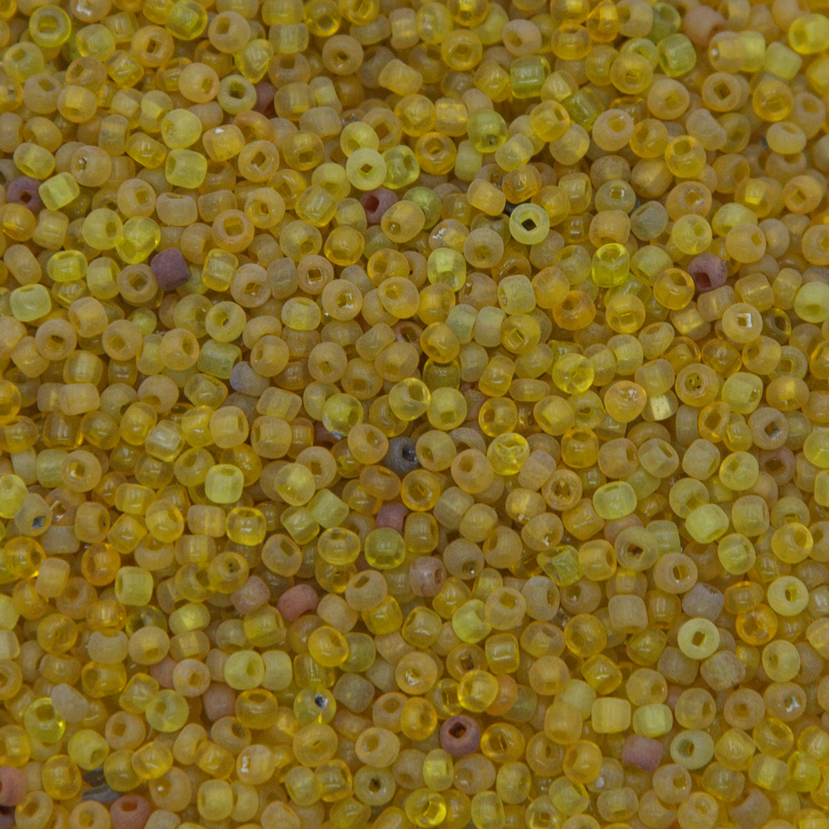 11SV100-51: Vintage Venetian Tr Dusty Yellow 11/0