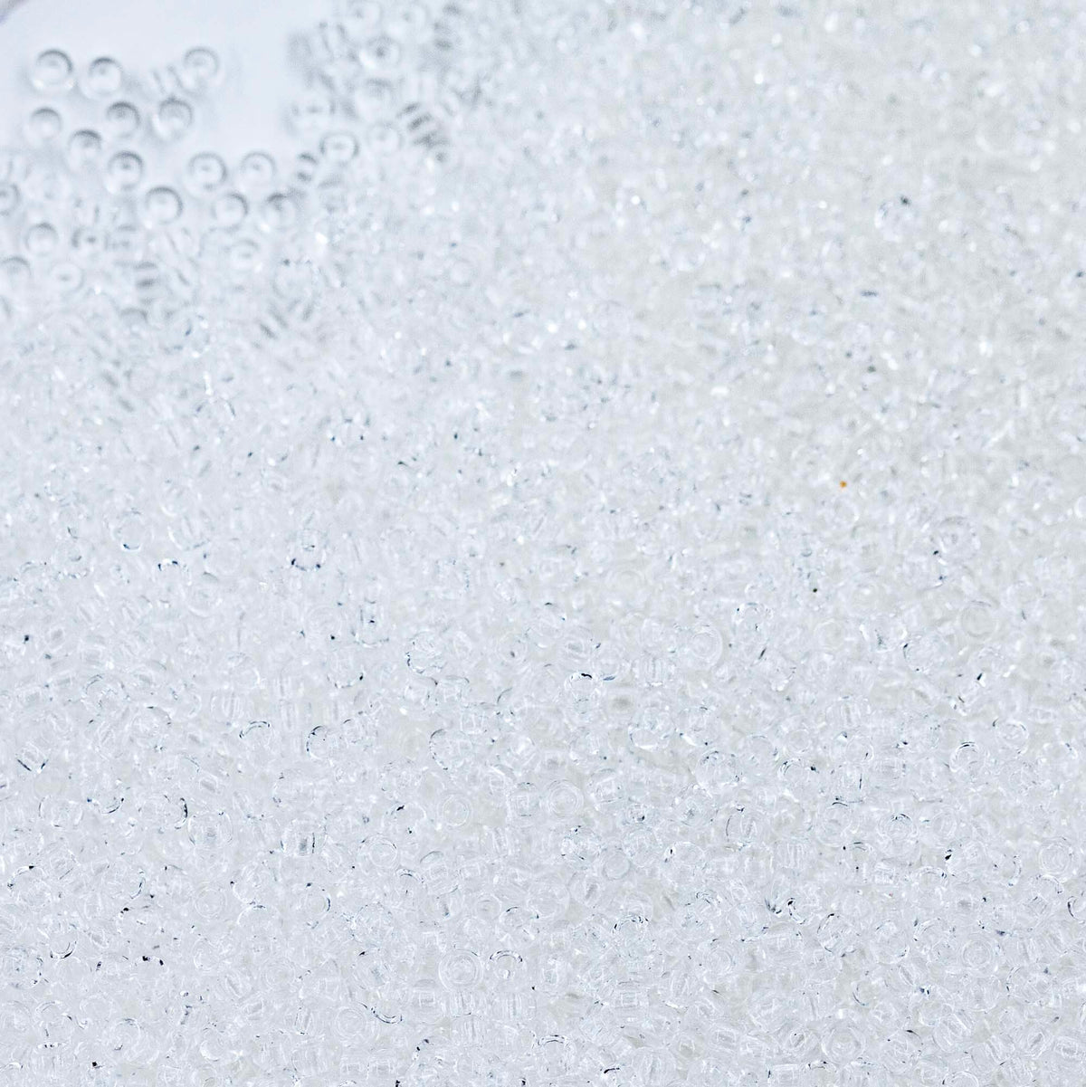 12SB212-L: CZ Seed Bead Crystal 12/0 Loose