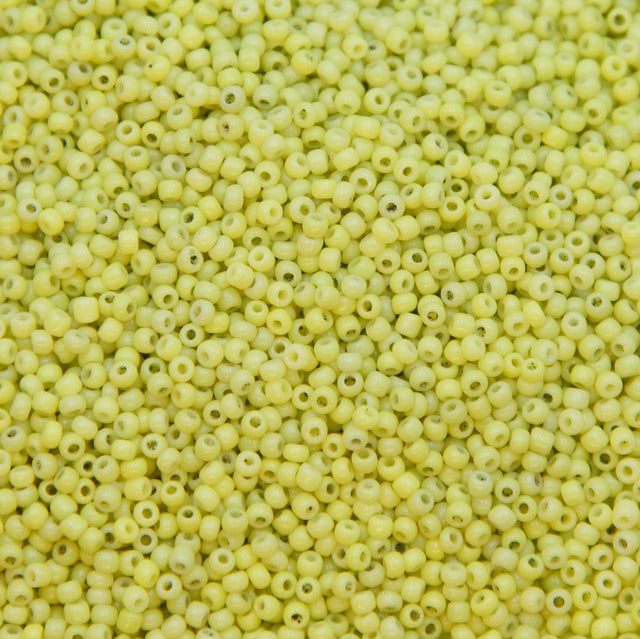 12SV122-7R: Vin Venetian Seed Bead Opaque Yellow #7 12/0-50GMs