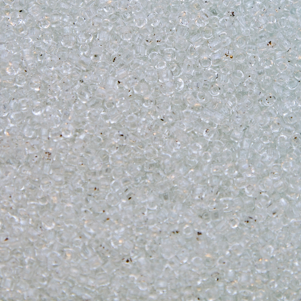 12SV212-SQR: Vin Ven SB Crystal SQ Hole 12/0 - 50GM