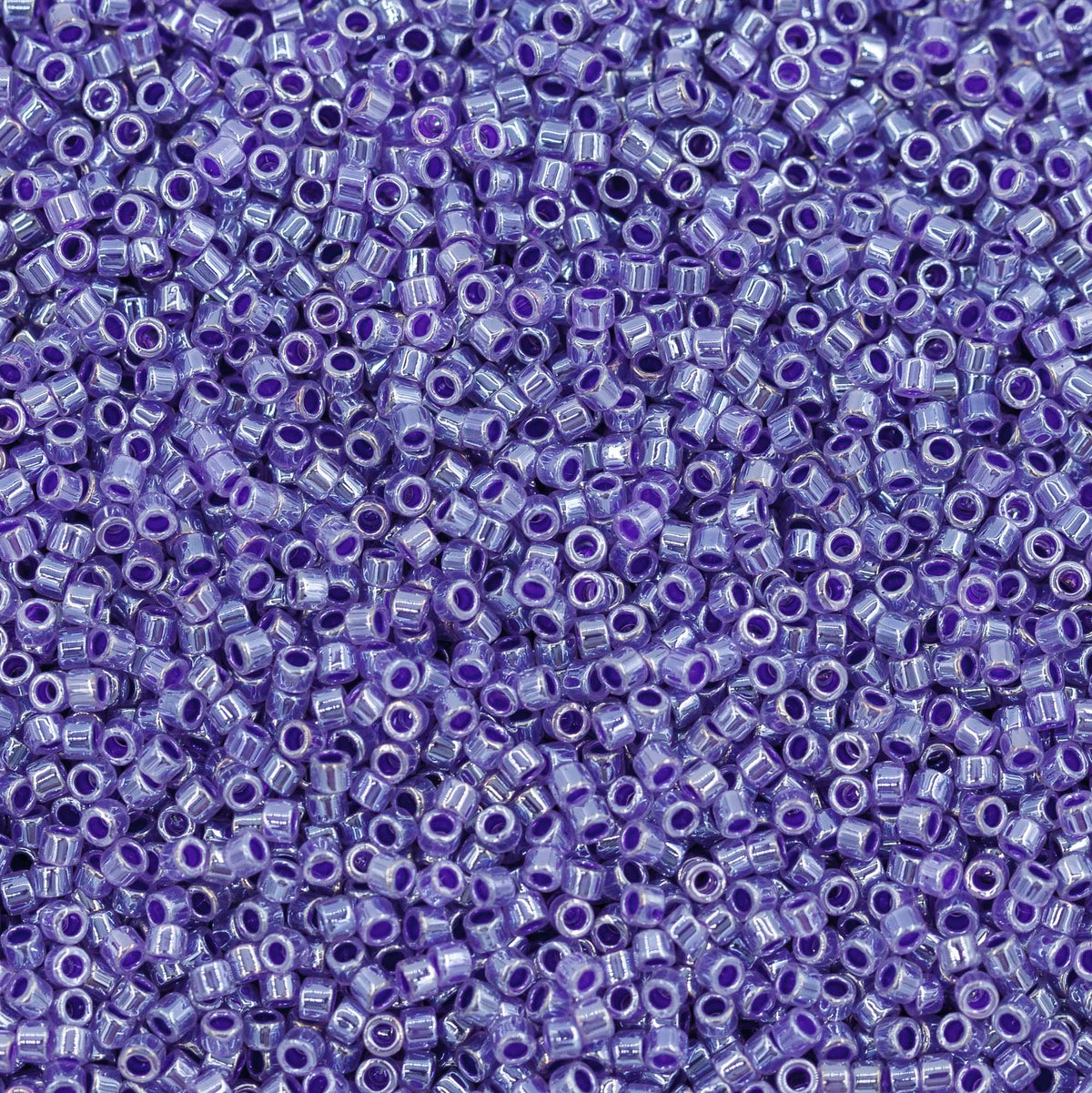 14SD698-TR: DB250 Delica Amethyst Ceylon 11/0 - 9GM