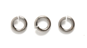 4FI206-GM: Jump Ring Round Black 5mm 18GA - 50PPK/4.1GM