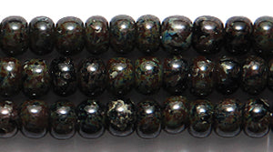 6SB109-05R: CZ Seed Bead Black Stone Effect 6/0-6STR