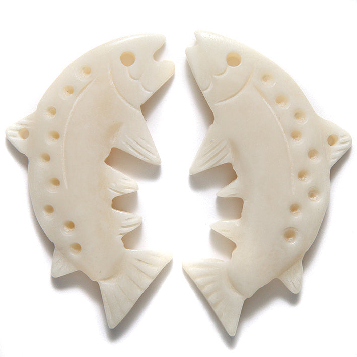 BN375-69: Bone Jumping Fish/salmon 28x55mm 1 Pair
