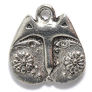 PW927-S: Cat Face Charm w/Daisy Cheeks Ant Pewter 16mm 1PC
